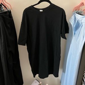 Black tshirt dress w pockets